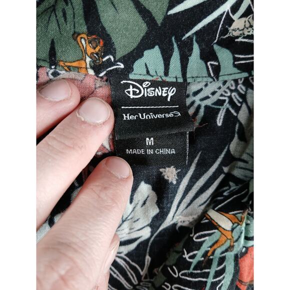 Disney Lion King Her Universe Shirt Womens Medium Green Button Up Timon Pumbaa - Picture 2 of 7